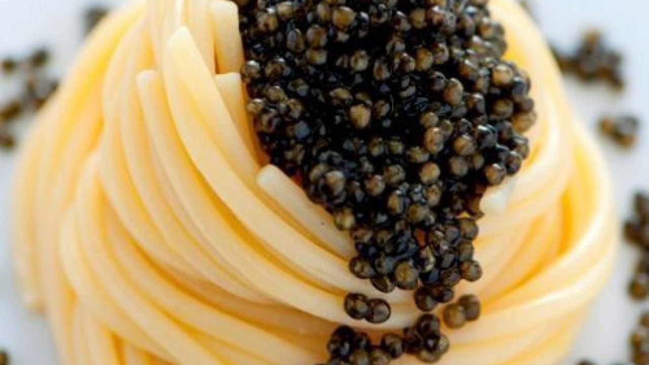 Receta de espaguetis con caviar - Recetas Espaguetis