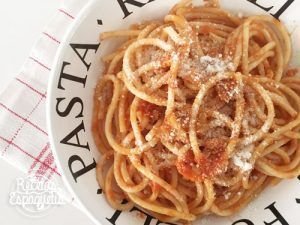 Espaguetis a la amatriciana - Recetas Espaguetis
