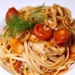 Espaguetis con rape y tomatitos